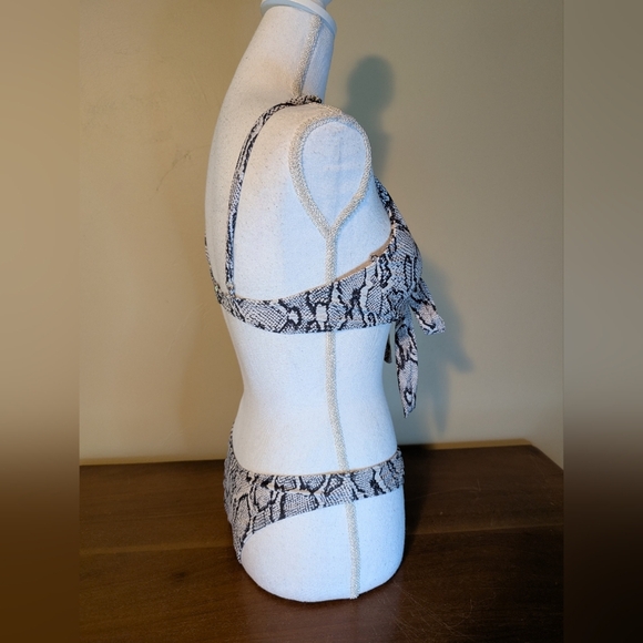 Zaful Snakeskin Bikini Top & Bottom - Picture 7 of 12